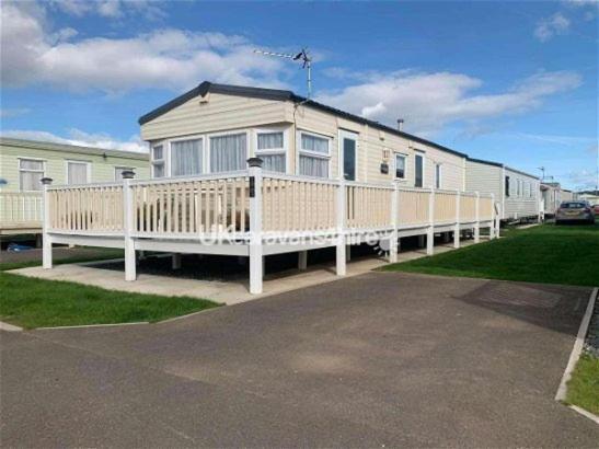 Lets Go Caravans チャペル・セント・レオナルズ エクステリア 写真
